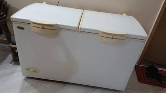 Waves two Doors Freezer