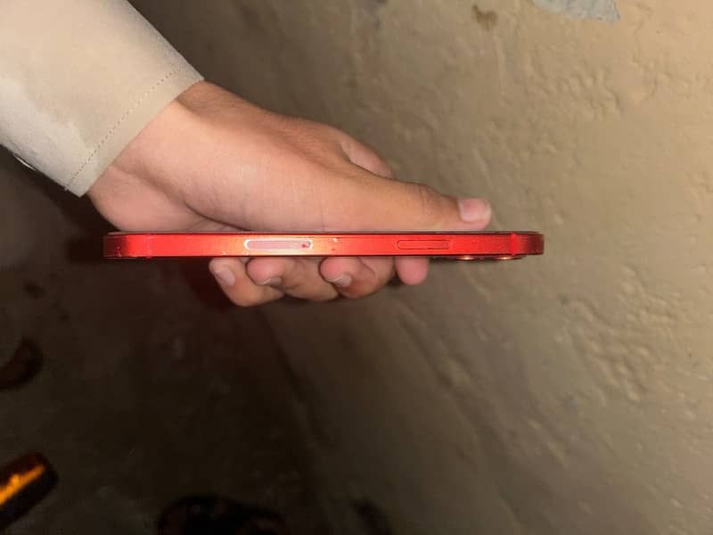 Apple iPhone 12 3