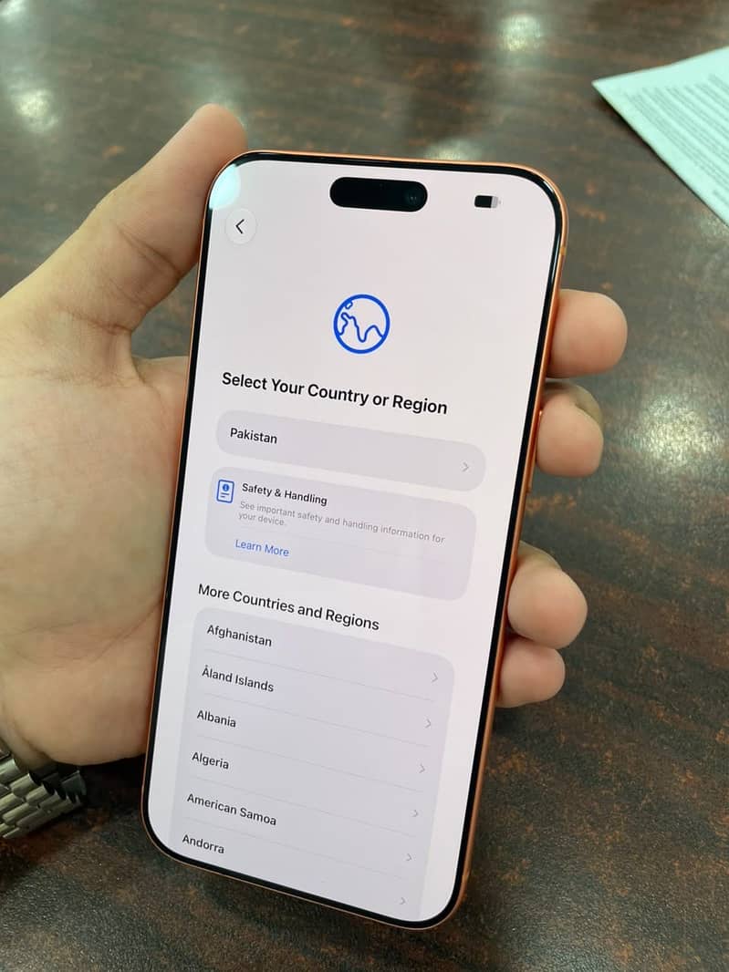 Apple iPhone 17 Pro Max 2