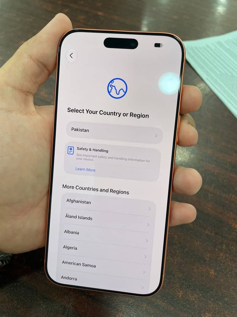 Apple iPhone 17 Pro Max 6