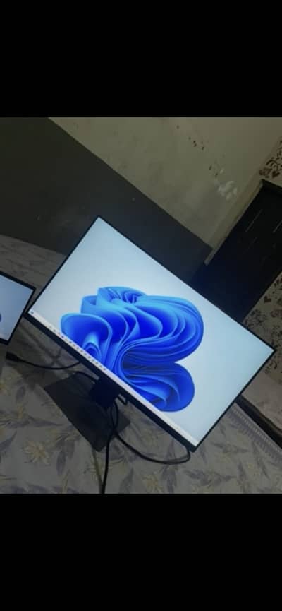 Borderless monitor for sale