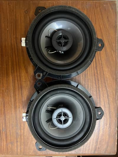 Toyota Corolla front door original speakers