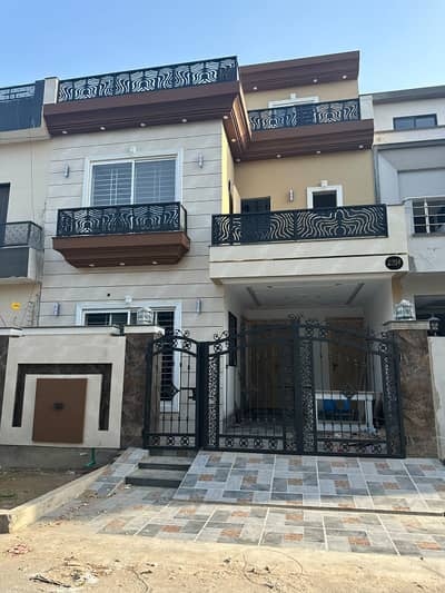5 MARLA HOUSE FOR SALE | KHAYABAN E AMIN