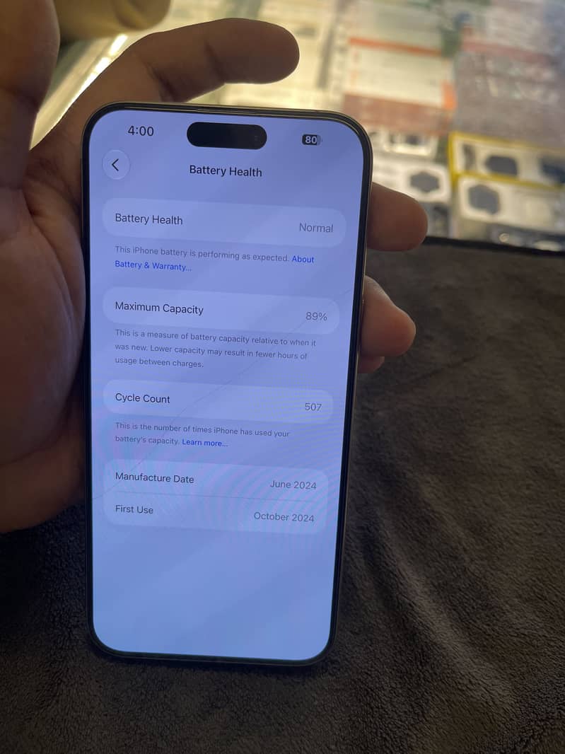 Apple iPhone 15 Pro Max 4