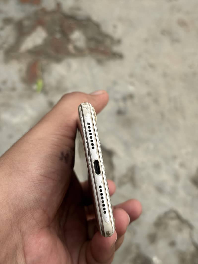 OPPO A37 2