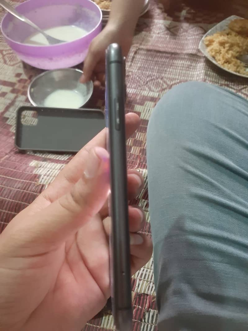 Apple iPhone 11 2