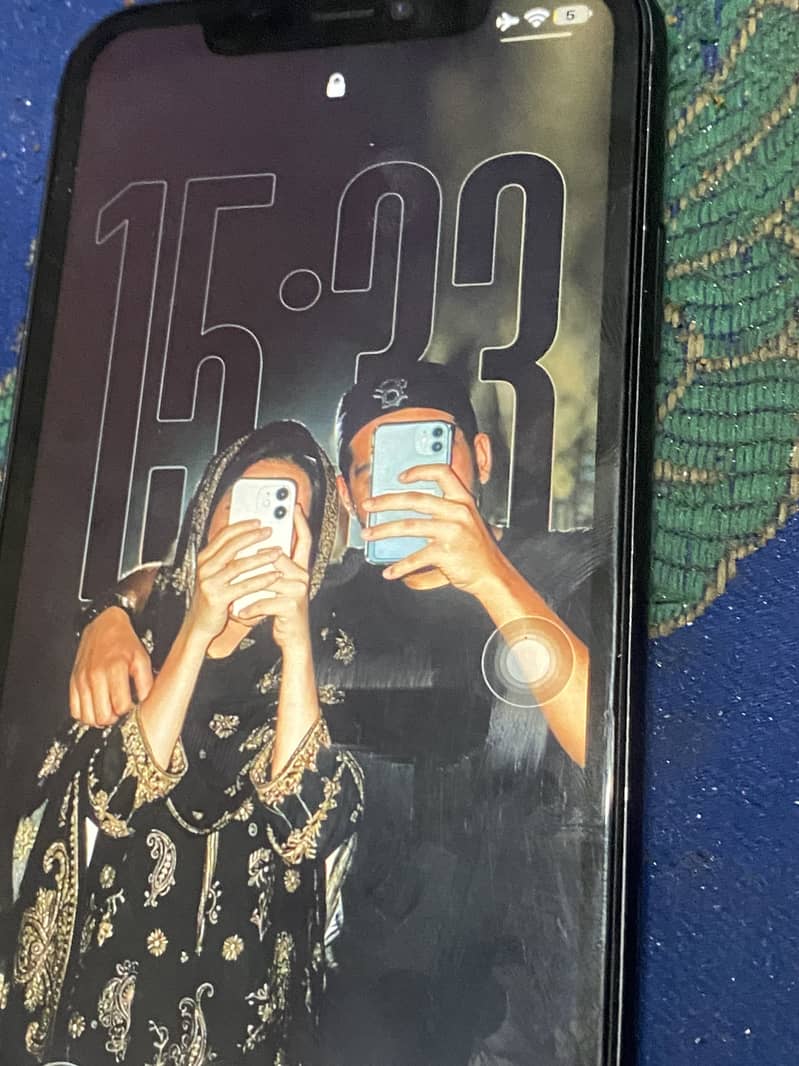 iPhone 11 0