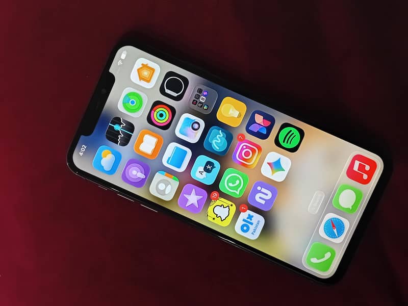Apple iPhone 11 Pro Max 2