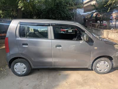Suzuki Wagon R 2015
