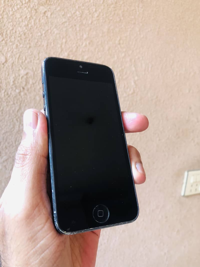 Apple iPhone 6S 4