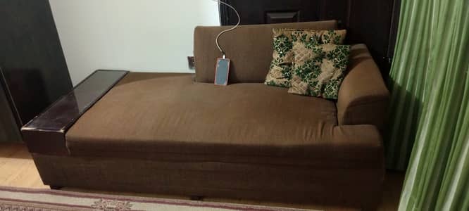 Full-Size Sofa Bed / Diwan for Sale in Excellect condition