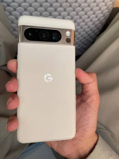 Google Pixel 8 Pro