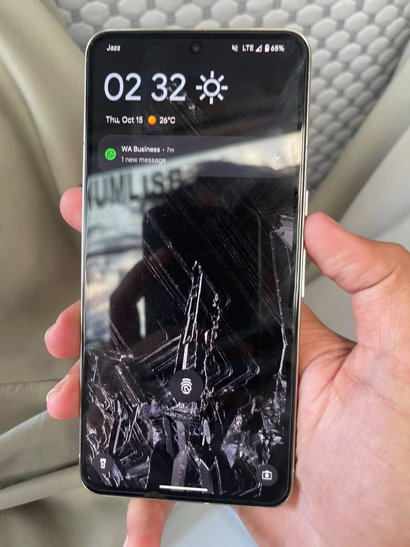 Google Pixel 8 Pro 2