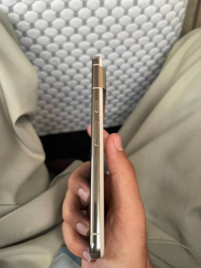 Google Pixel 8 Pro 3