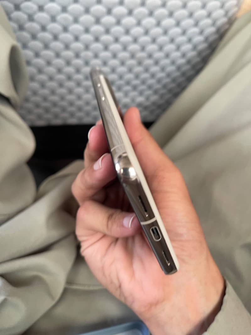 Google Pixel 8 Pro 7