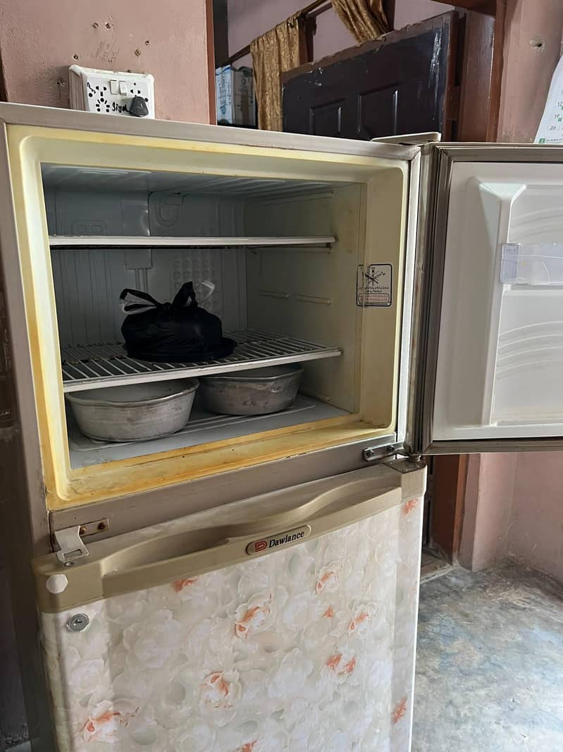 DAWLANCE REFRIGERATOR 6