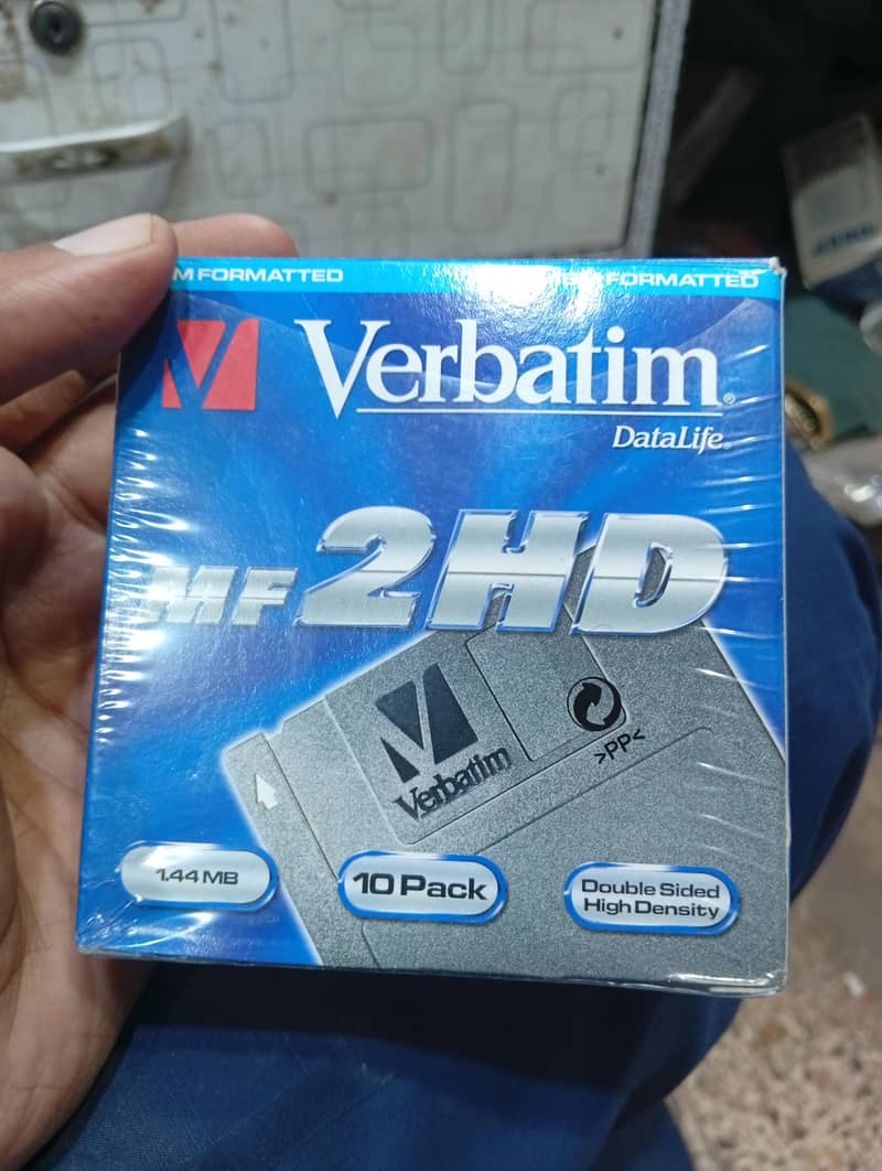 Floppy disk - Computer Components - 1120490457