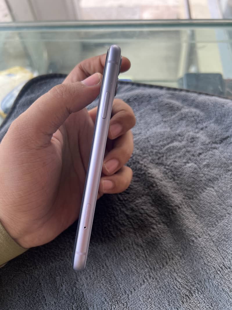 Apple iPhone 11 2