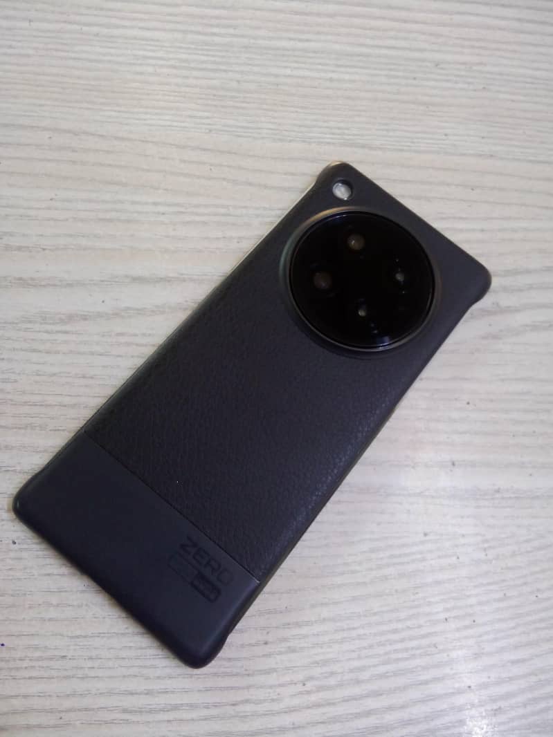 Infinix Zero 40 1