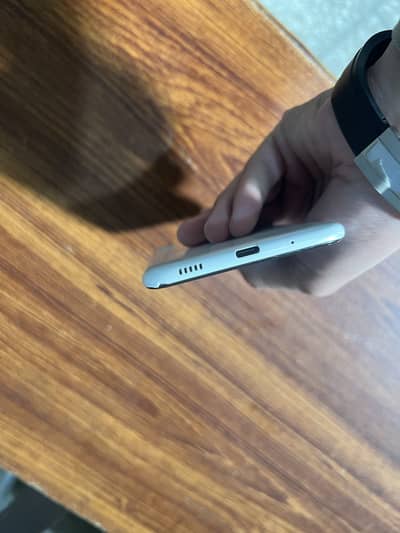 Samsung Mobile A11 6gb / 128 gb