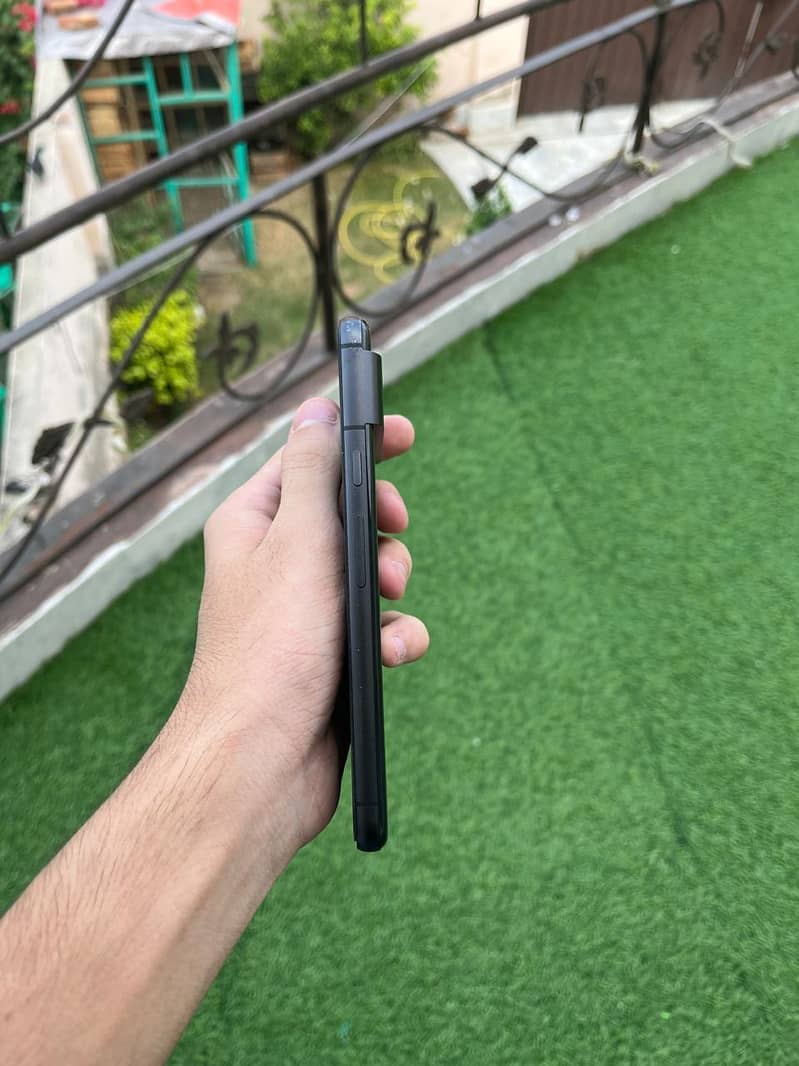 Google Pixel 8 1