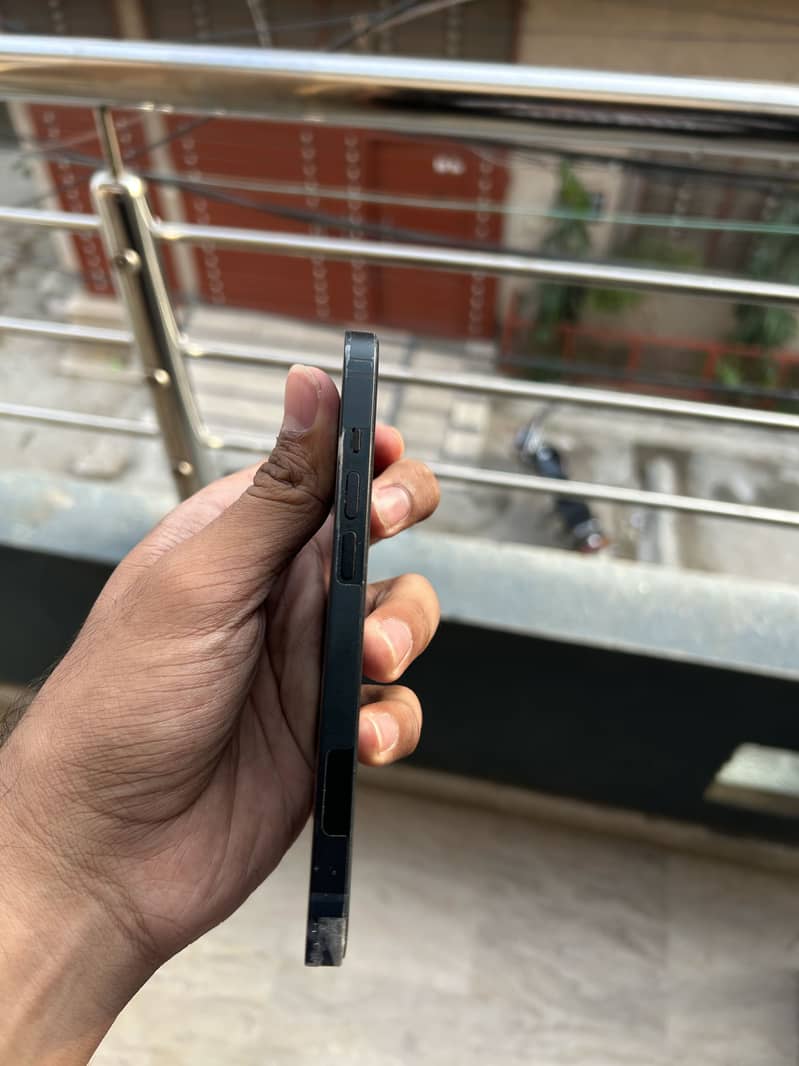 Apple iPhone 14 1