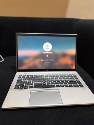 HP EliteBook - 16GB RAM / 256GB SSD - Good Condition (8/10)