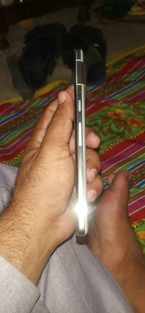 Google Pixel 7 Pro 6