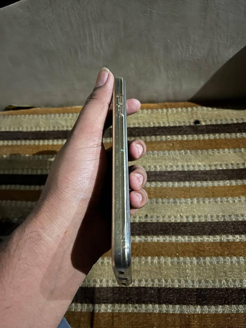 Gfive note 25 1