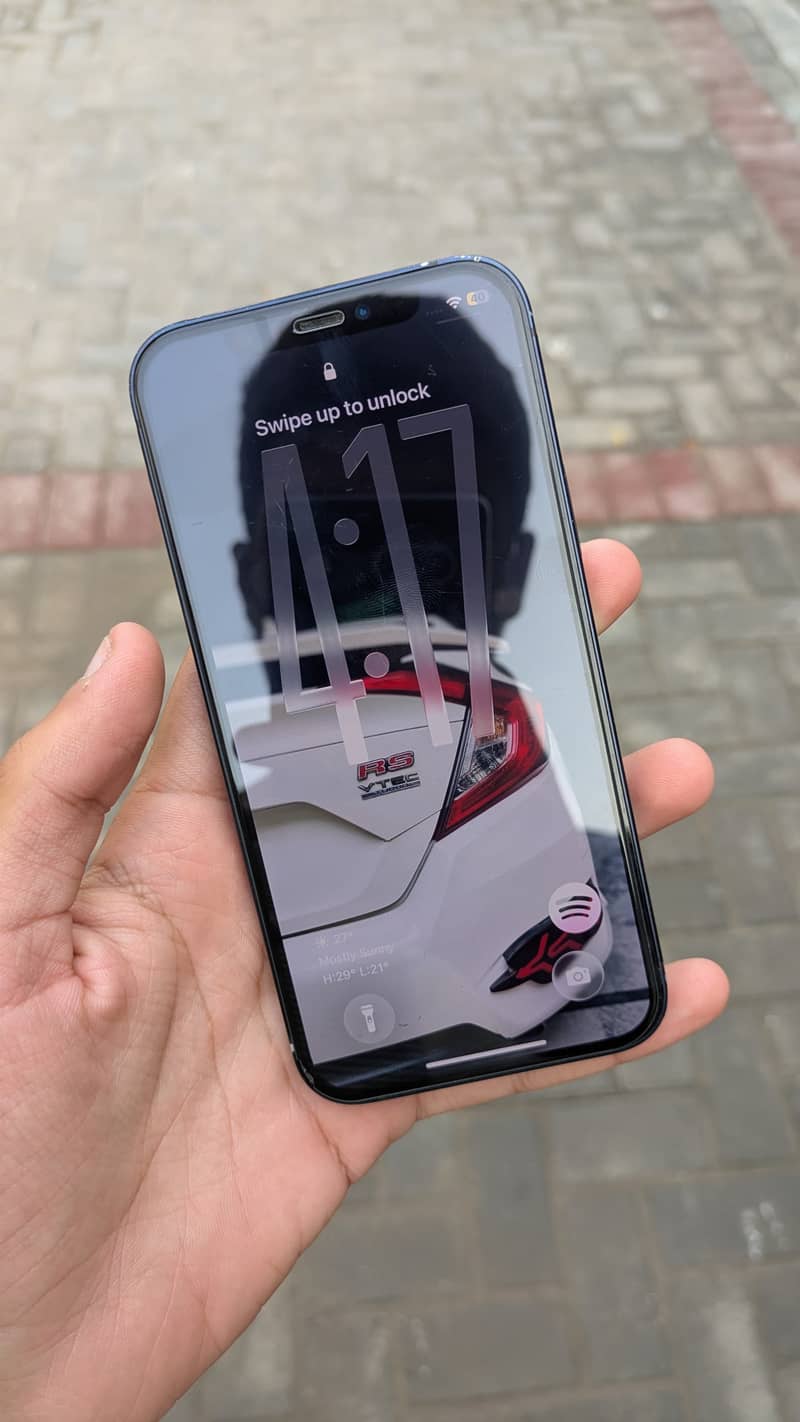 Apple iPhone 12 0