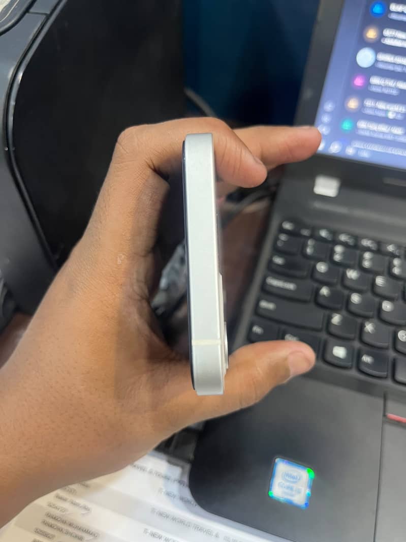 Apple iPhone 12 0