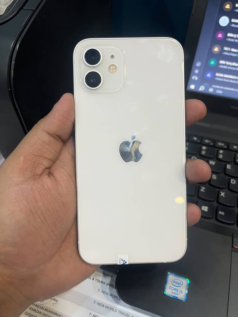 Apple iPhone 12 2