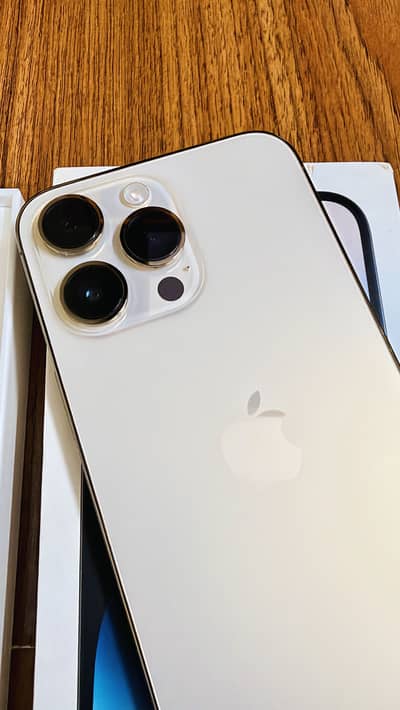 Apple iPhone 14 Pro Max JV