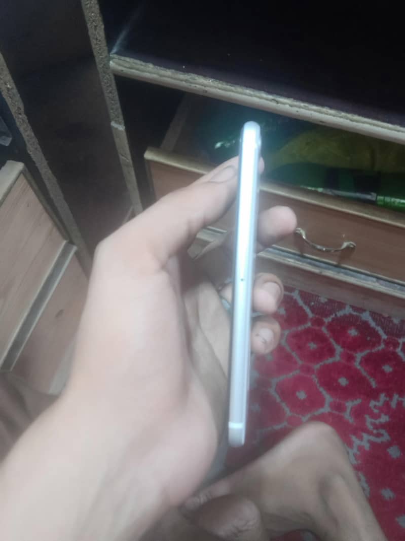Apple iPhone SE 2