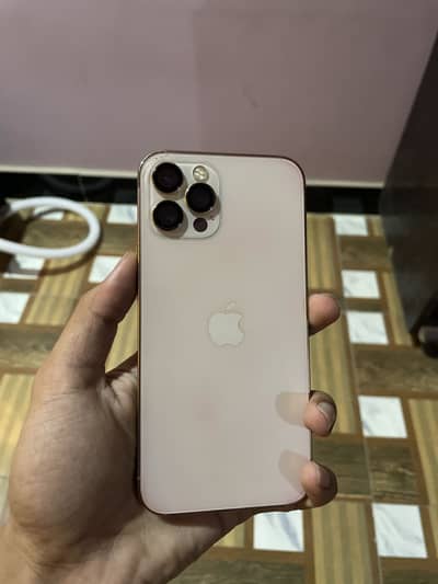 Apple iPhone 12 Pro gold