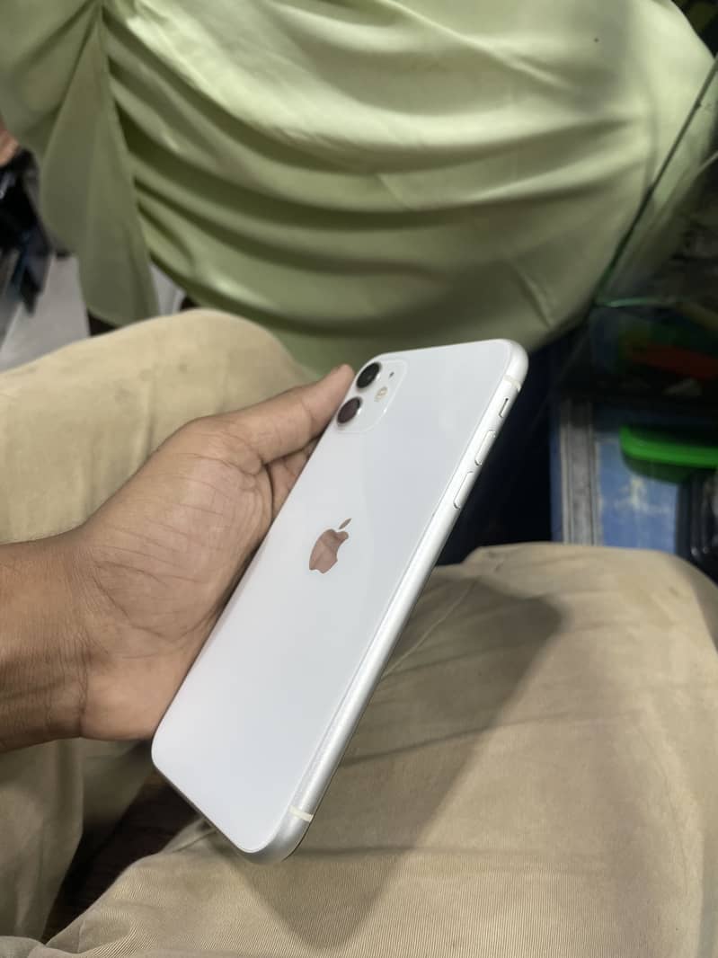 Apple iPhone 11 1