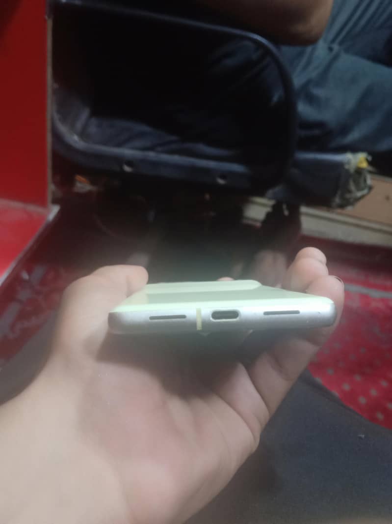 Google Pixel 7 3
