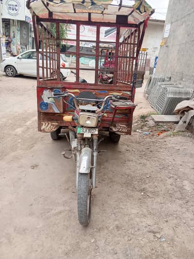 prices k hisab se good condition