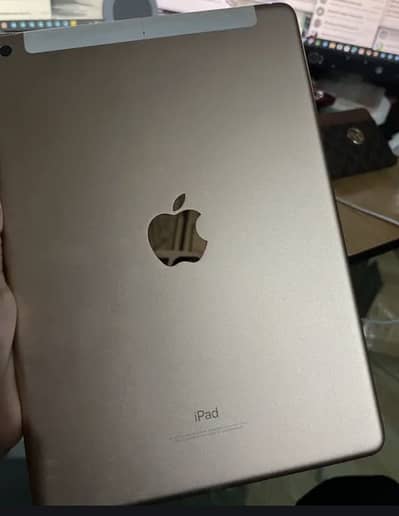 I pad 6 ( Gen )