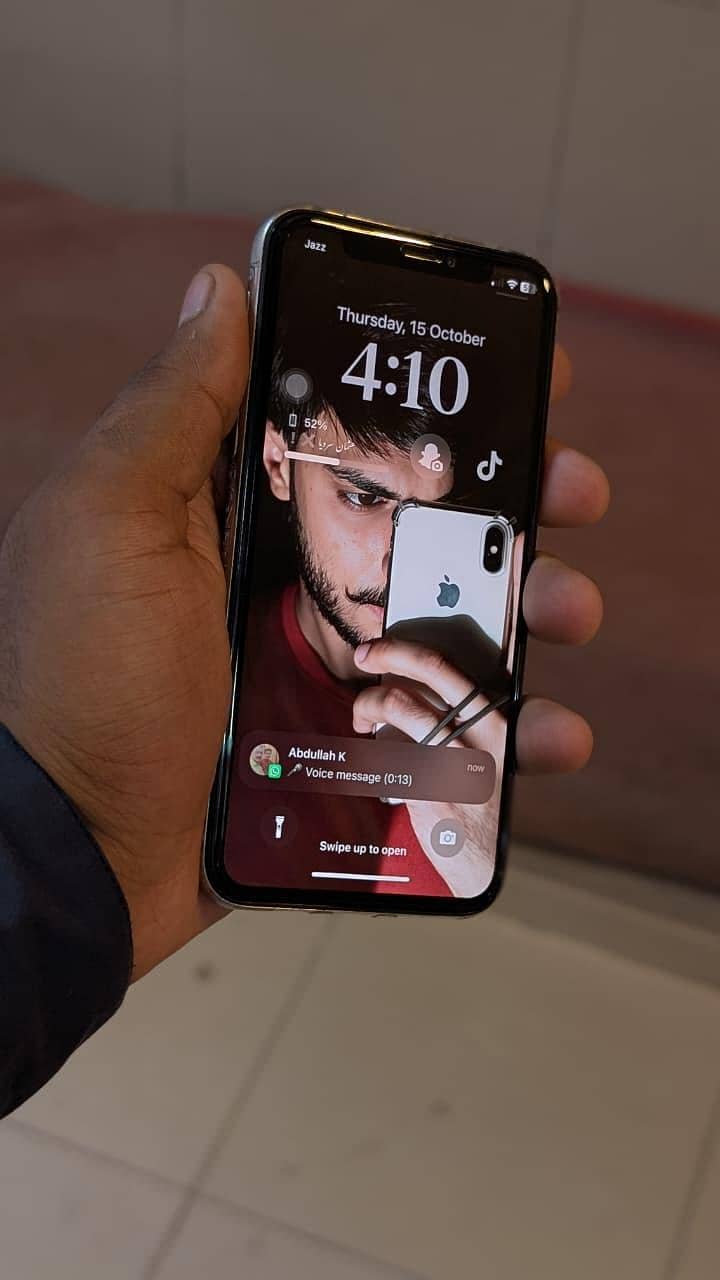 Apple iPhone X 0