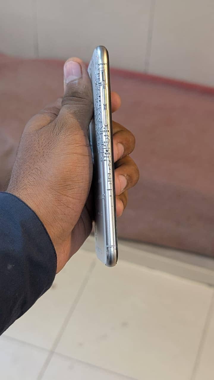 Apple iPhone X 1
