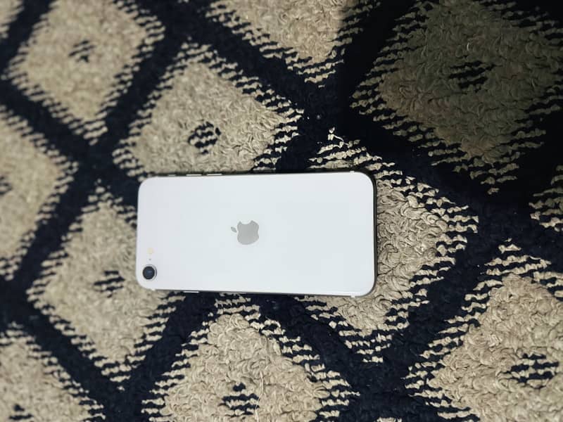 Apple iPhone SE 2