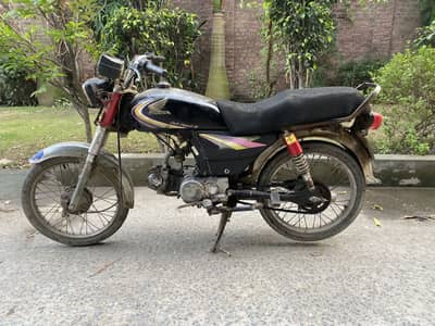 Road prince 70 Call 03029636017 Normal condition argent sale