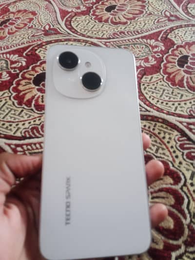 Tecno Spark Go 1