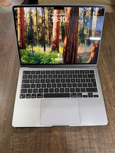 Apple MacBook Air M2 (8GB / 512GB) – 92% Battery Health