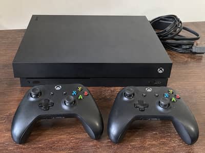 Xbox One X 1TB | 2 Wireless Controllers | Games Installed