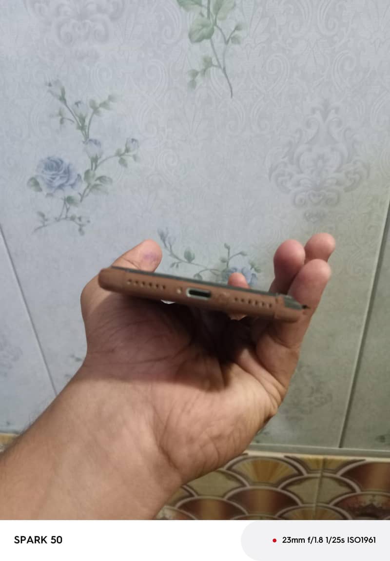 Apple iPhone X 5