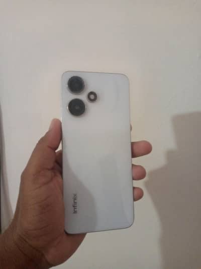 Infinix Hot 30 Play