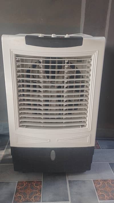 boss used like new cooler