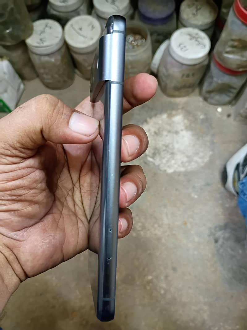 Google Pixel 8 1